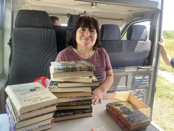 Выезд КИБО в хутор Лебяженский: книги, забота и тепло донских сердец