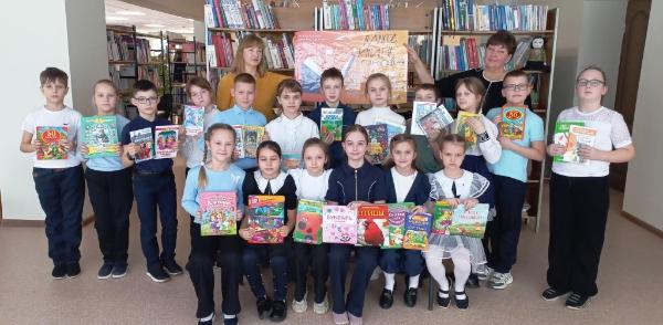 «Дарите книги с любовью»