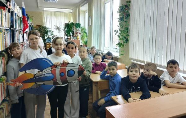 «Российская космонавтика – вчера, сегодня, завтра». Базковская детская библиотека