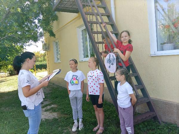 «Неделя ярких событий в Меркуловской сельской библиотеке»