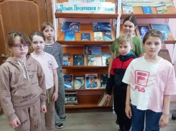 «Земля прекрасная планета». Выставка Колундаевской сельской библиотеки