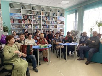 Фольклорные посиделки «Широкая Масленица». Базковская сельская библиотека