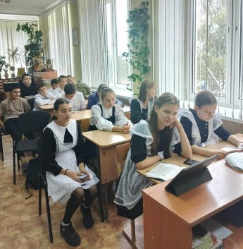 «В мир прекрасного, через поэзию». Базковская детская библиотека