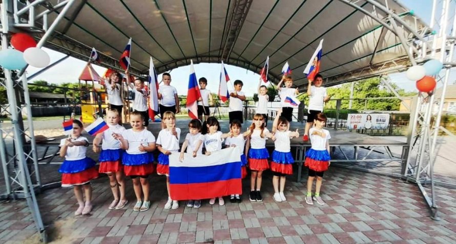 «Вперед Россия». Колундаевская сельская библиотека