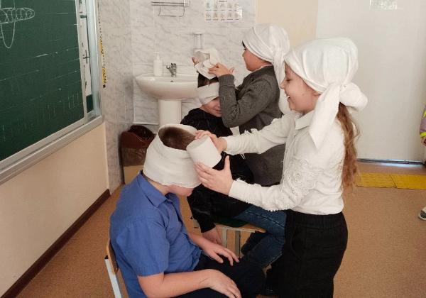 Рыцарский турнир. Дубровская сельская библиотека